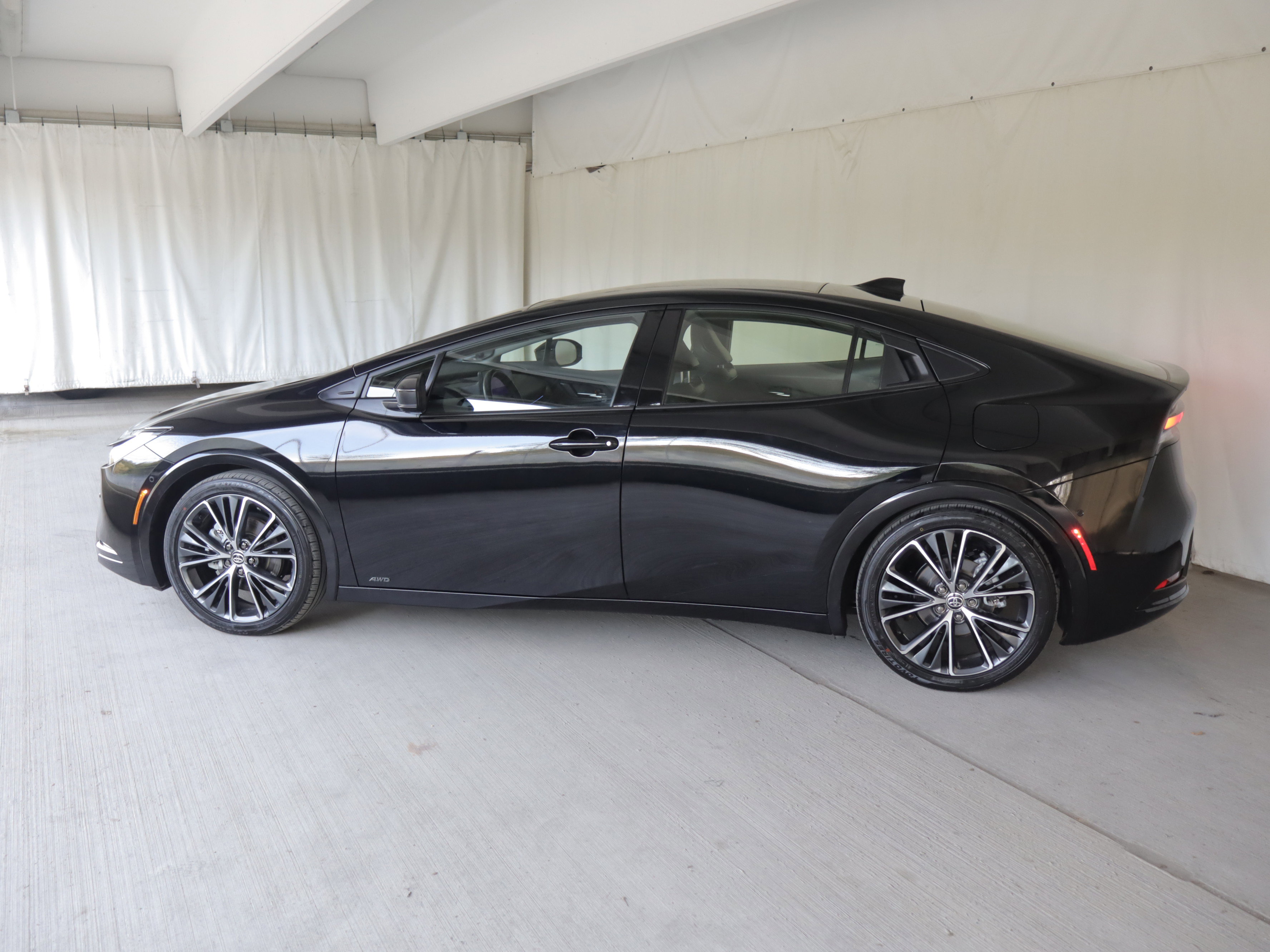 Used 2024 Toyota Prius Limited w/ Limited Premium Package AWD/4WD image 25