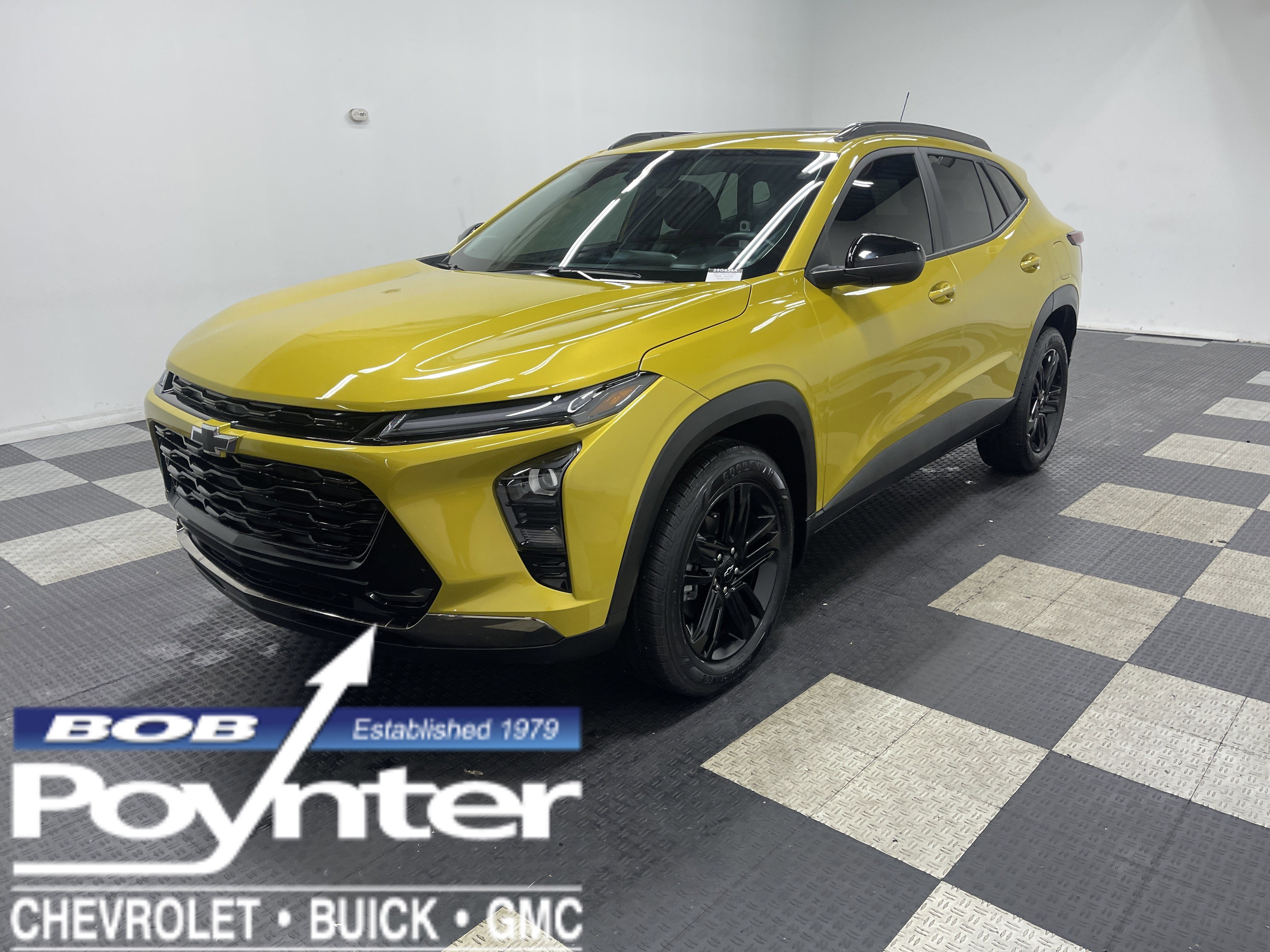 Used 2025 Chevrolet Trax ACTIV w/ Sunroof Package