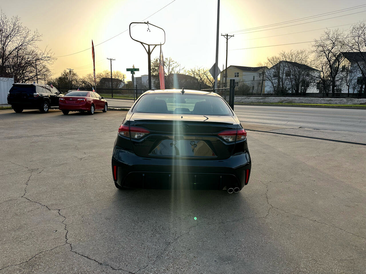 Used 2024 Toyota Corolla Sedan w/ SE Convenience Package image 4