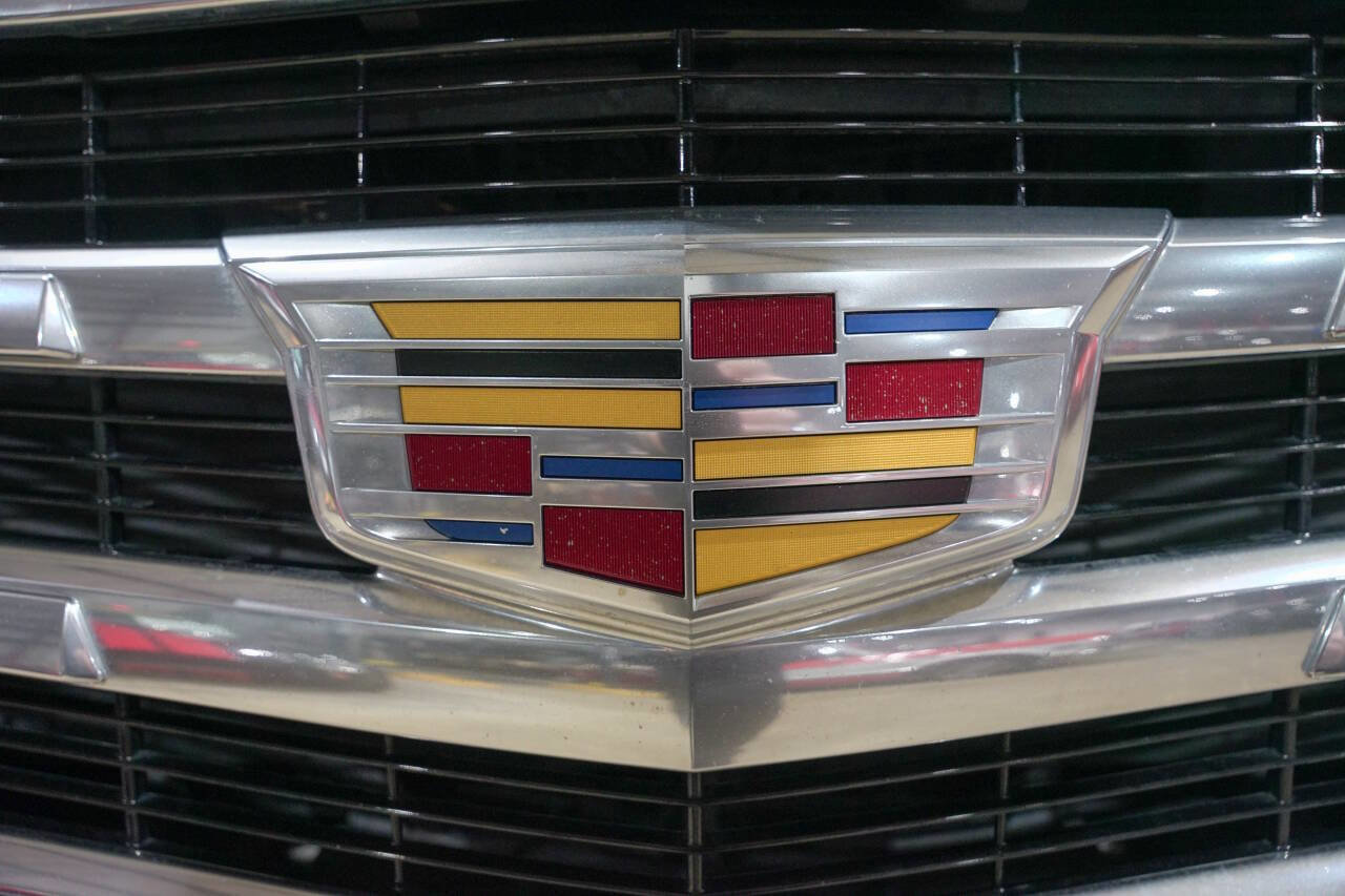 Used 2018 Cadillac Escalade ESV Luxury AWD/4WD image 20