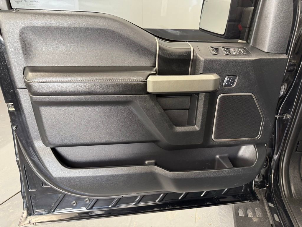 Used 2018 Ford F150 Raptor w/ Equipment Group 802A Luxury image 24