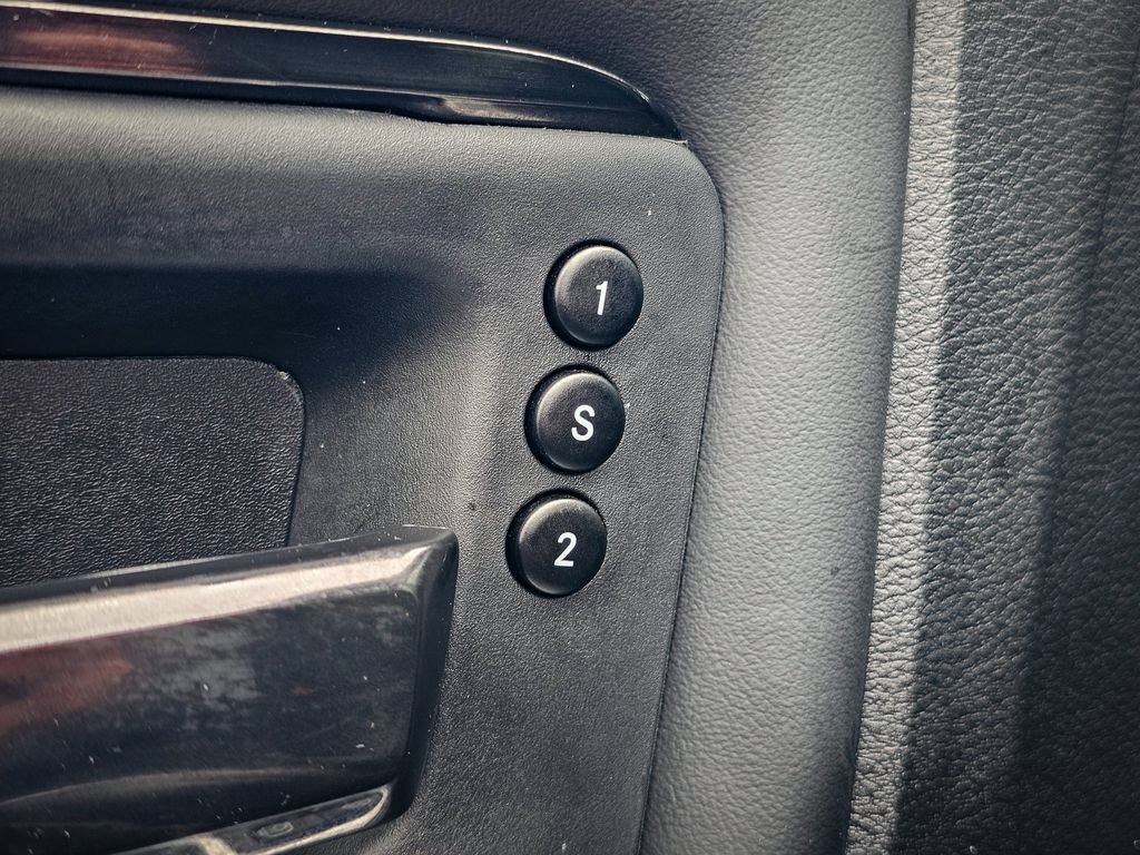 Used 2024 RAM 3500 Limited AWD/4WD image 12