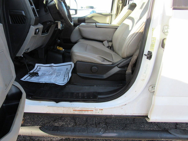 Used 2018 Ford F550 4x4 Crew Cab Super Duty image 26