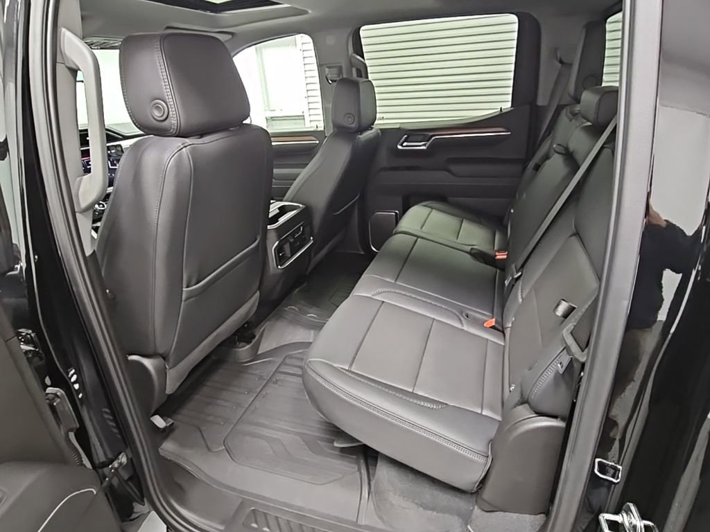 Used 2025 GMC Sierra 1500 Denali w/ Denali Reserve Package image 32
