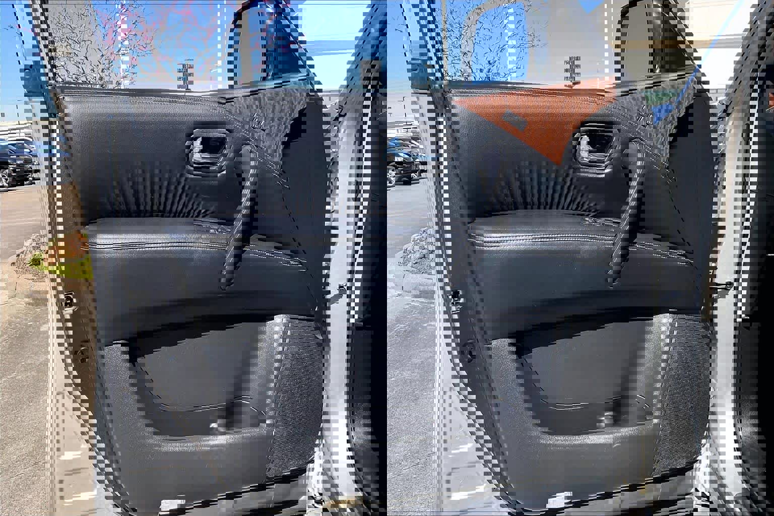 Used 2018 Nissan Armada SL w/ Moonroof Package image 20