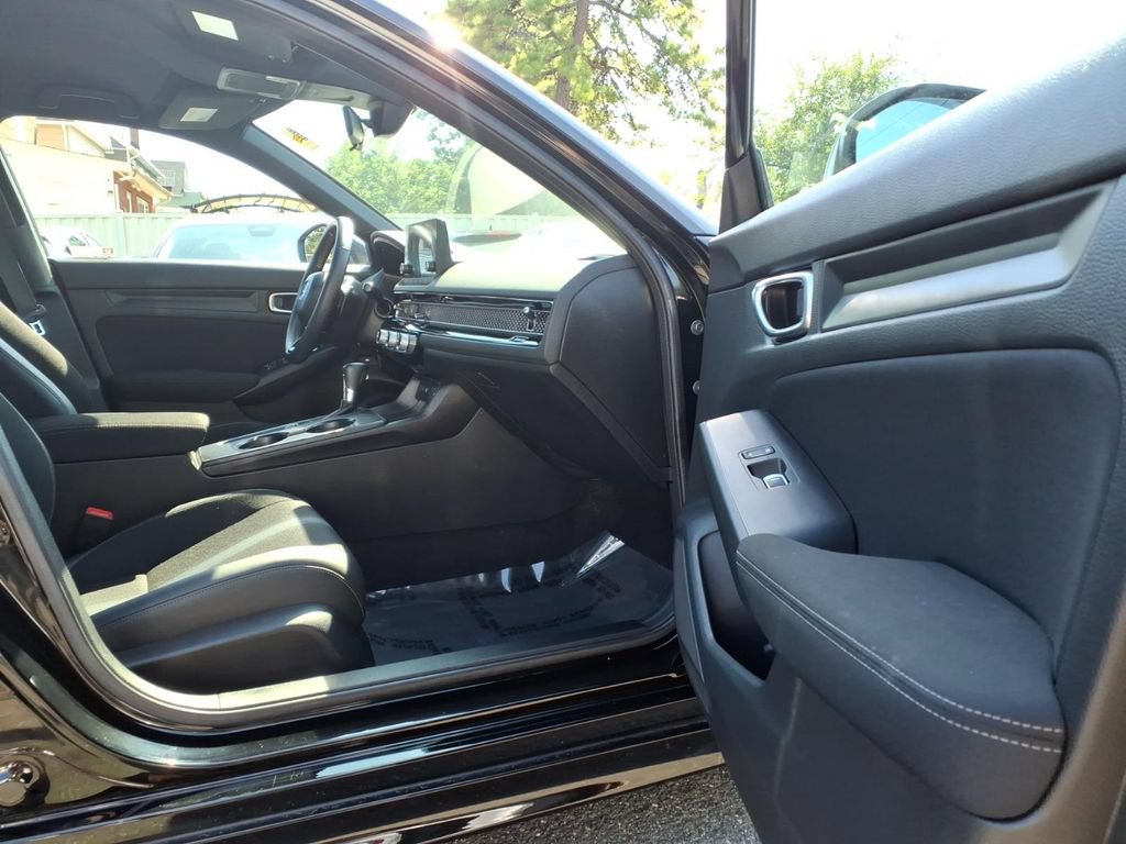 Certified 2023 Honda Civic Sport image 12