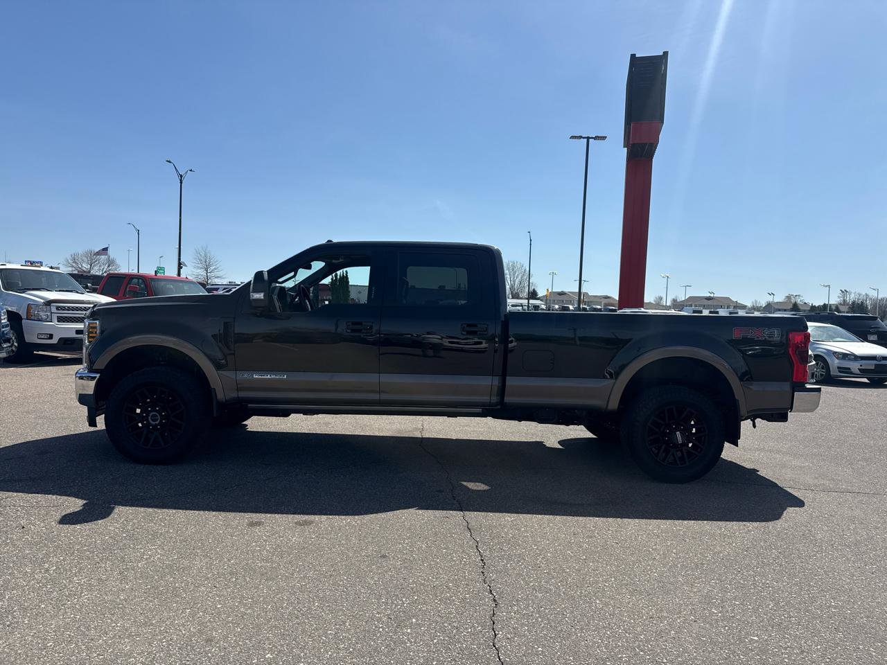 Used 2019 Ford F350 Lariat w/ Lariat Ultimate Package AWD/4WD image 2