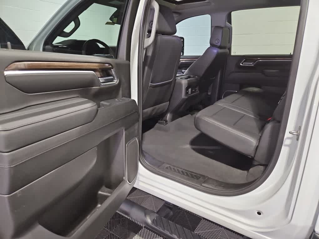 Used 2024 Chevrolet Silverado 3500 LT w/ Z71 Sport Edition AWD/4WD image 21