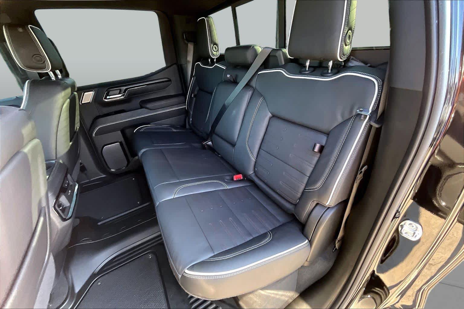Used 2026 GMC Sierra 1500 AT4X AWD/4WD image 21