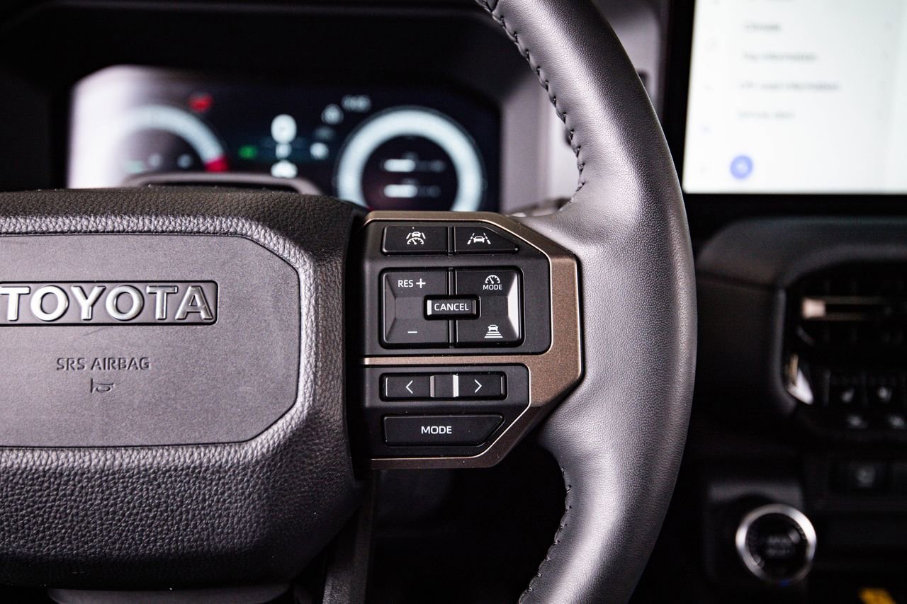 Used 2024 Toyota Land Cruiser image 16