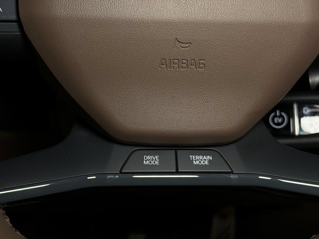 Certified 2026 Kia EV9 GT-Line AWD/4WD image 34
