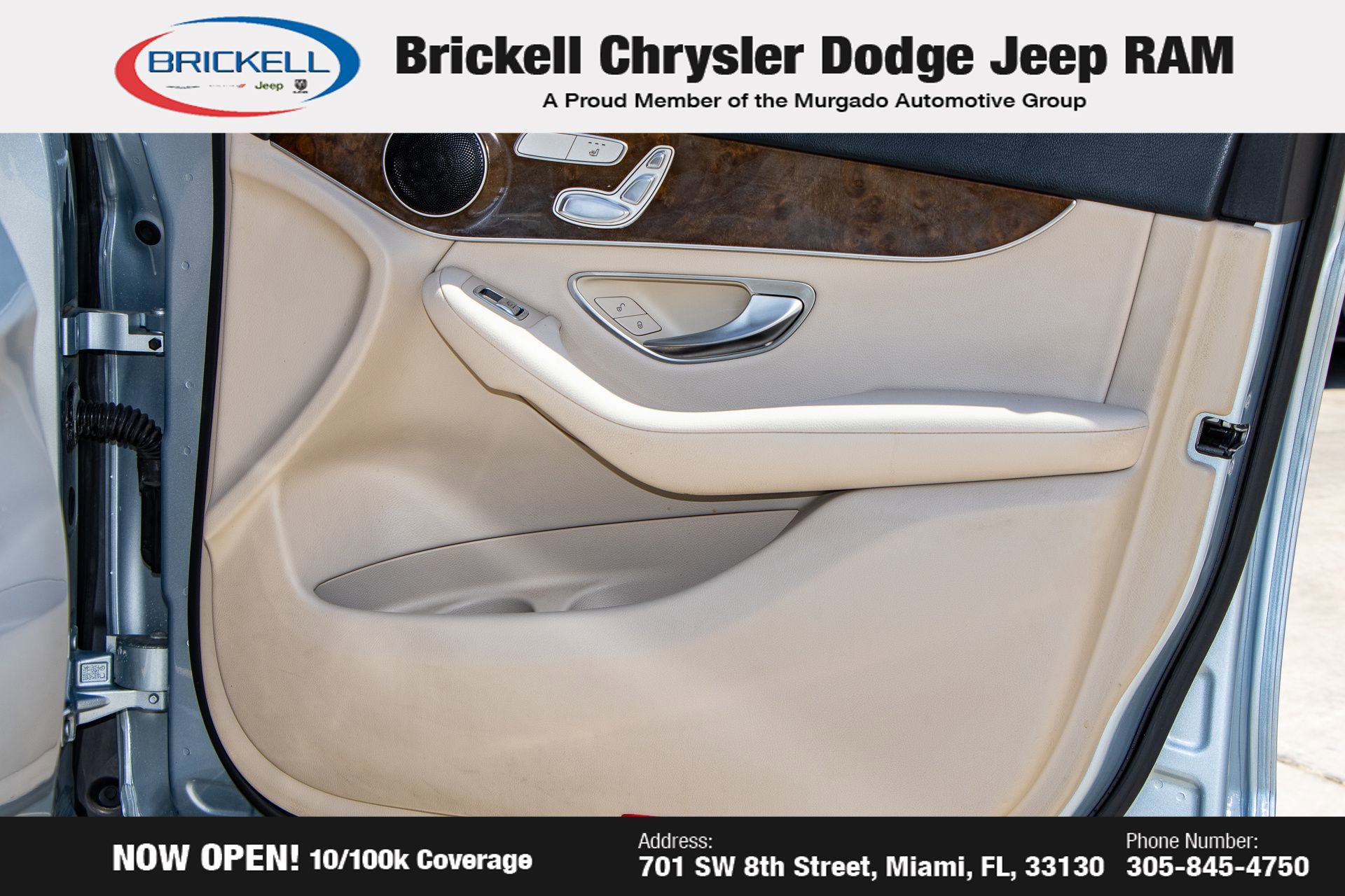 Used 2018 Mercedes-Benz GLC 300 4MATIC w/ Premium Package image 11