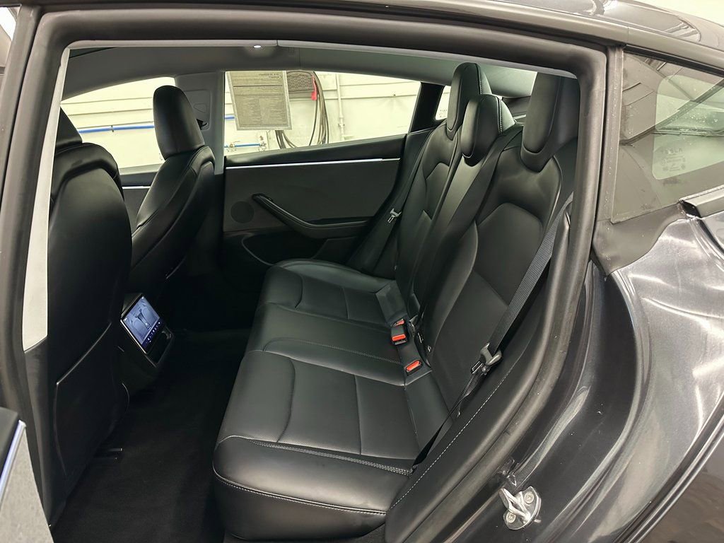 Used 2025 Tesla Model 3 Long Range image 27