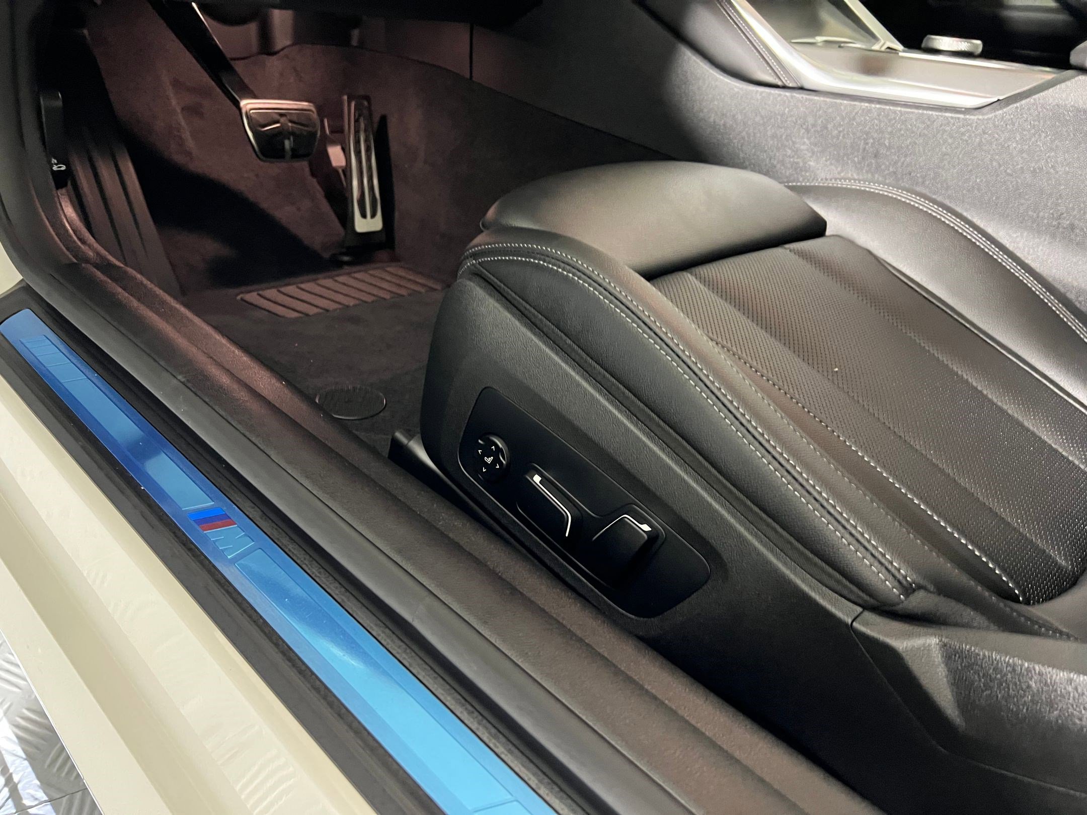 New 2026 BMW 430i Coupe w/ M Sport Package image 12