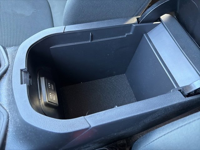 Used 2024 Toyota RAV4 LE image 23