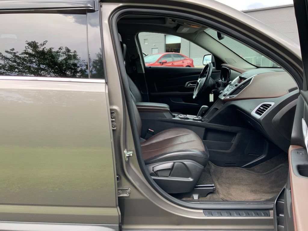 Used 2011 GMC Terrain SLT w/ Cargo Package AWD/4WD image 22