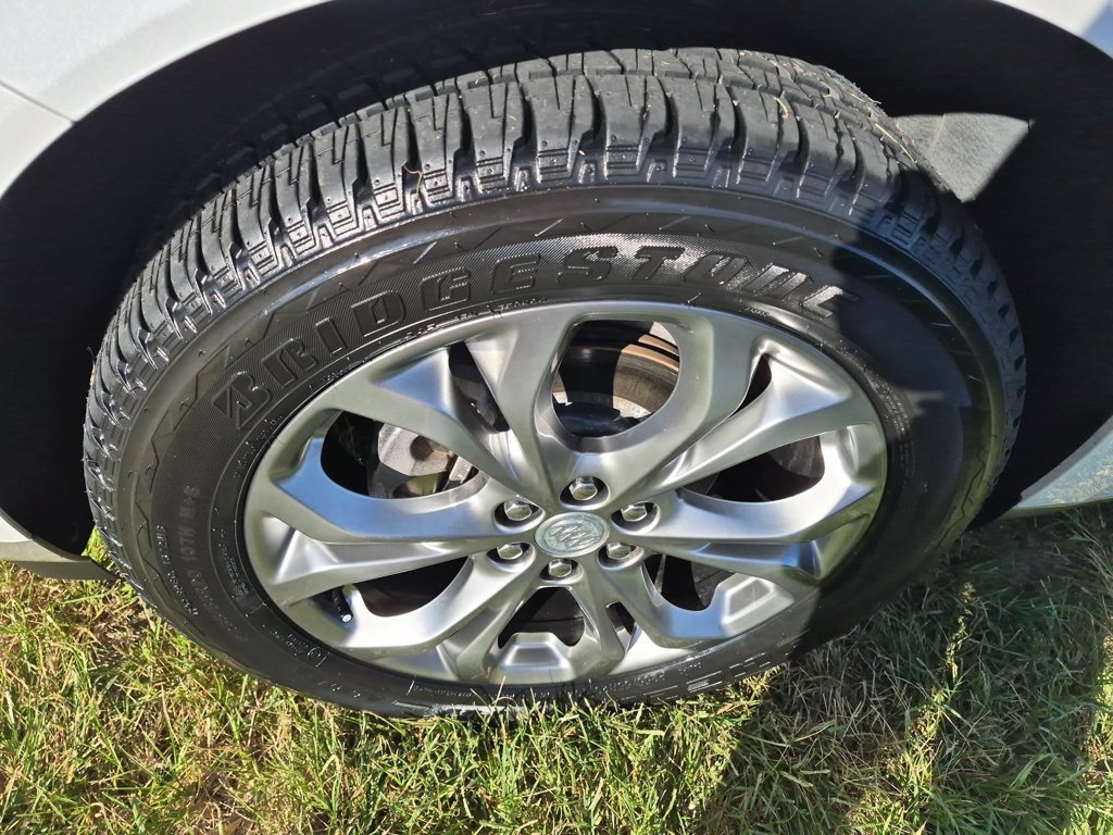Used 2019 Buick Enclave Avenir FWD image 8