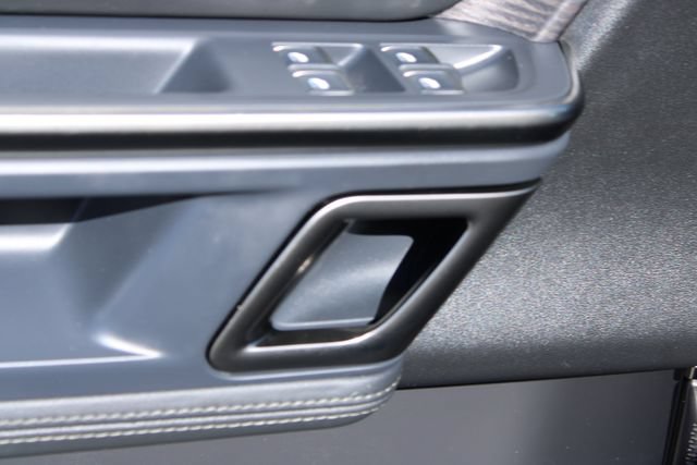 Used 2024 Rivian R1S Adventure AWD/4WD image 16