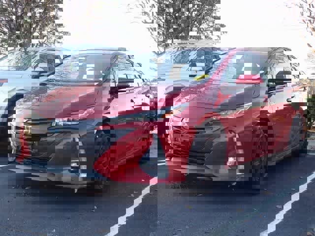 Used 2020 Toyota Prius Prime Limited image 1
