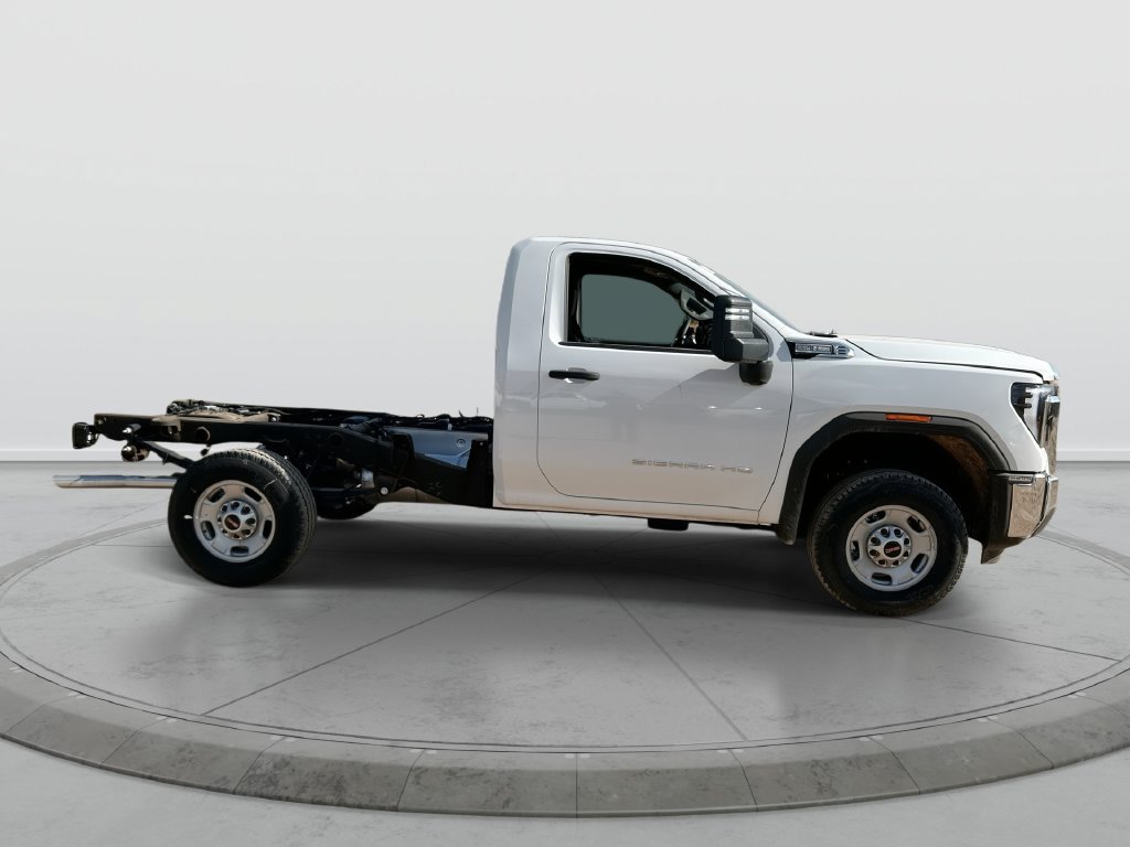 New 2025 GMC Sierra 2500 Pro w/ Convenience Package RWD image 9