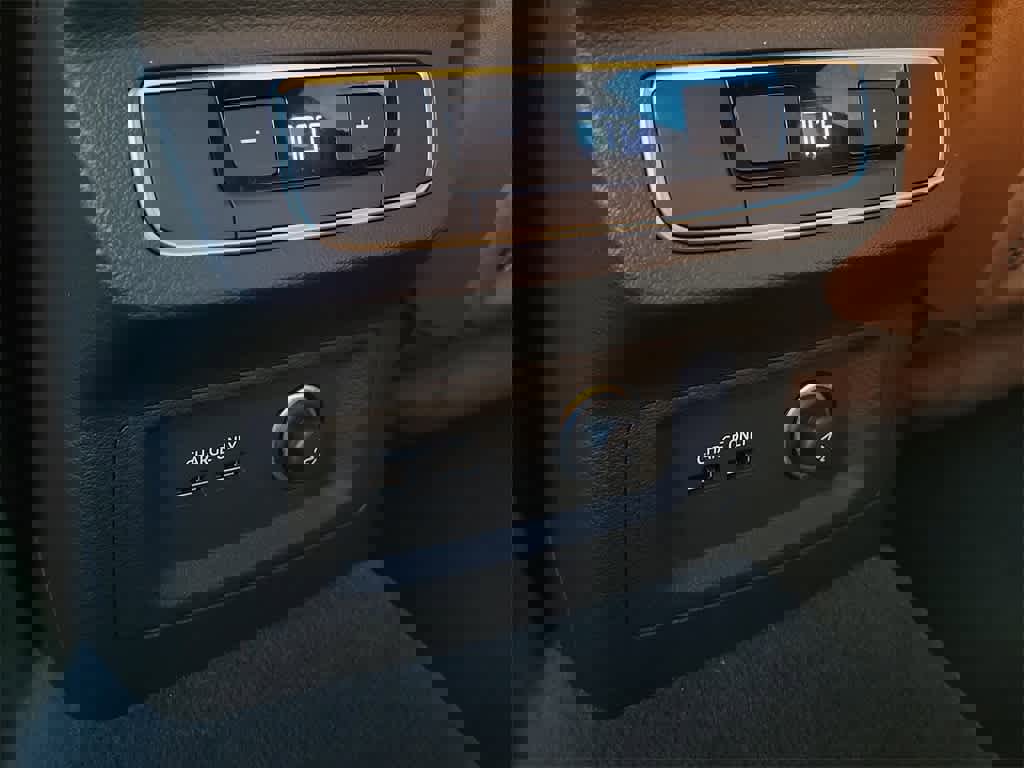 Used 2022 Audi Q5 2.0T Premium image 13