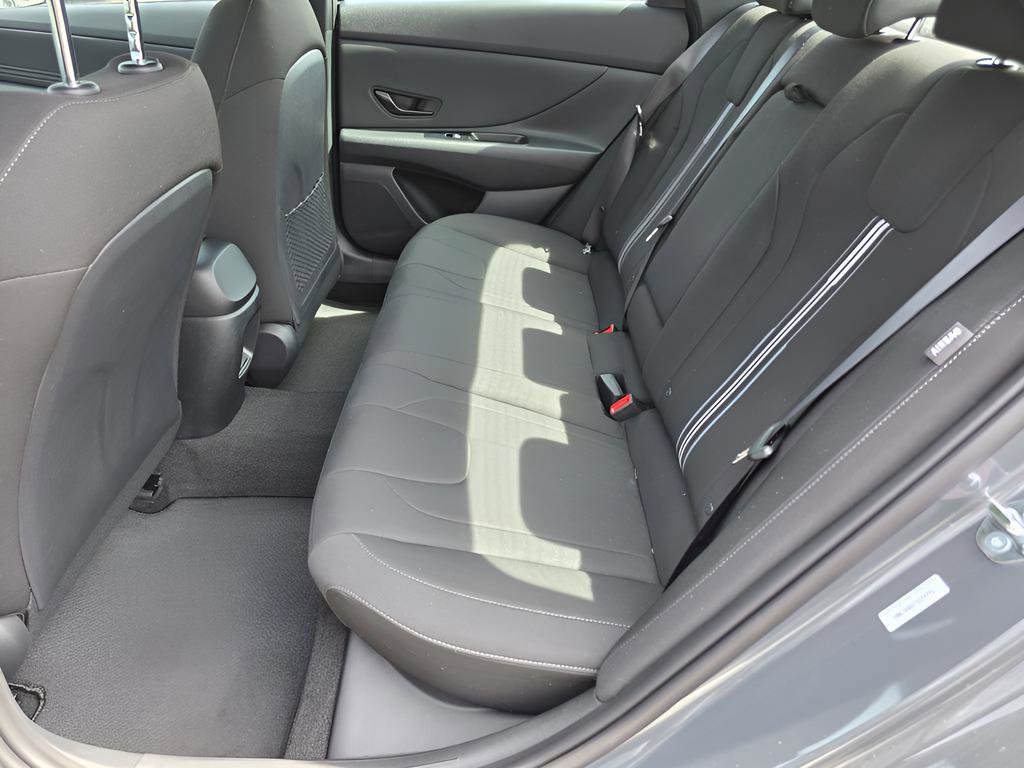 New 2026 Hyundai Elantra SEL Sport Premium FWD image 11