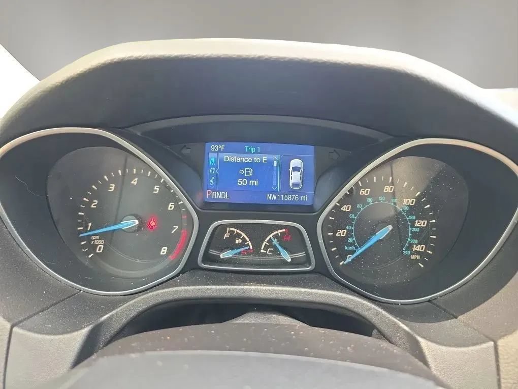 Used 2014 Ford Focus SE w/ SE Sport Package FWD image 18