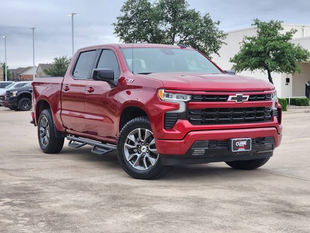 Used 2023 Chevrolet Silverado 1500 RST w/ Convenience Package II AWD/4WD image 2
