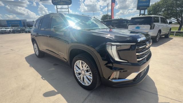Certified 2026 GMC Acadia Elevation w/ Elevation Premium Package FWD image 2