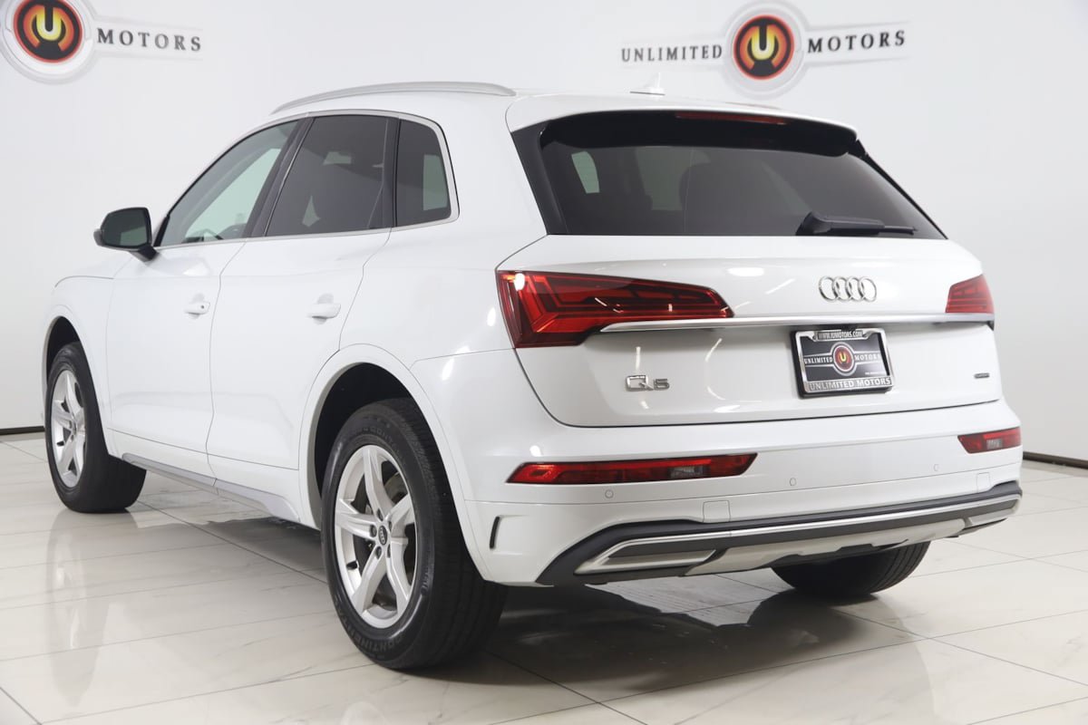 Used 2023 Audi Q5 2.0T Premium w/ Convenience Package AWD/4WD image 4