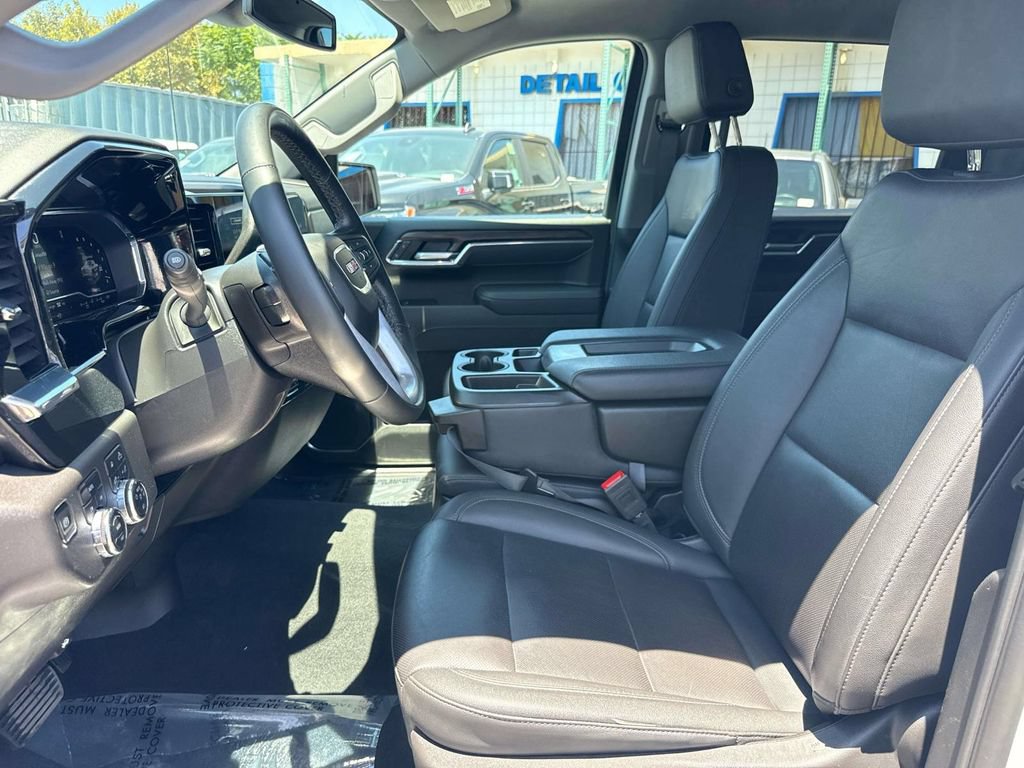 Used 2025 GMC Sierra 1500 SLT AWD/4WD image 23