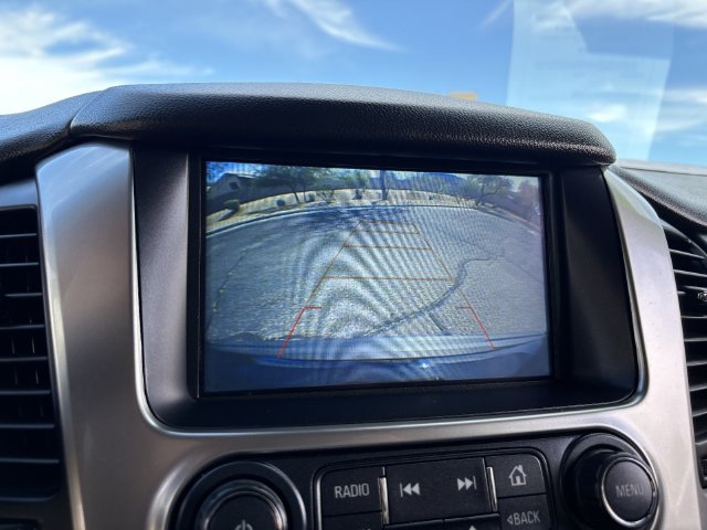 Used 2020 Chevrolet Tahoe LT w/ Off-Road Package AWD/4WD image 23