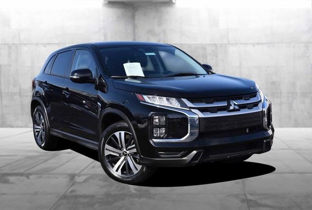 Used 2025 Mitsubishi Outlander Sport ES image 2