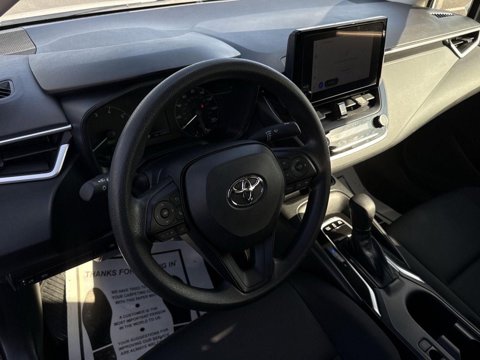 Used 2025 Toyota Corolla LE image 16