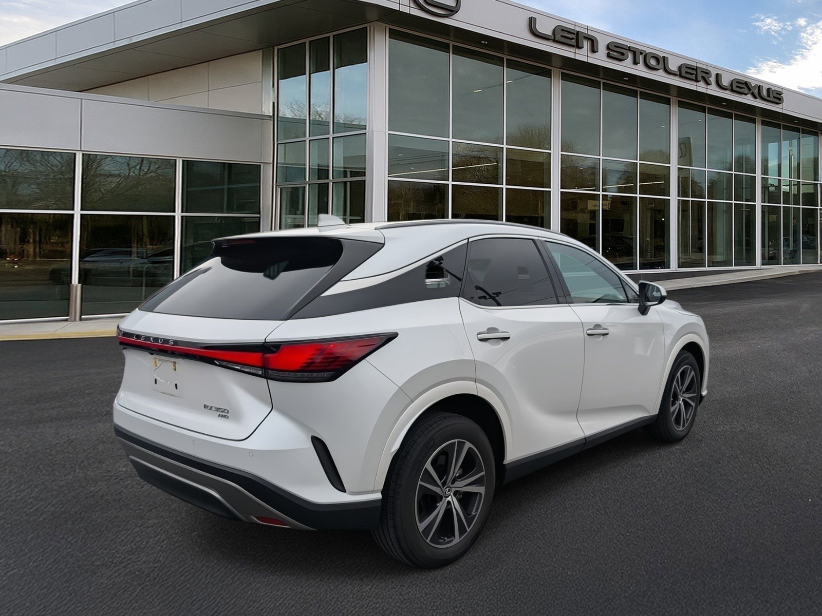Used 2023 Lexus RX 350 Premium w/ Accessory Package image 3