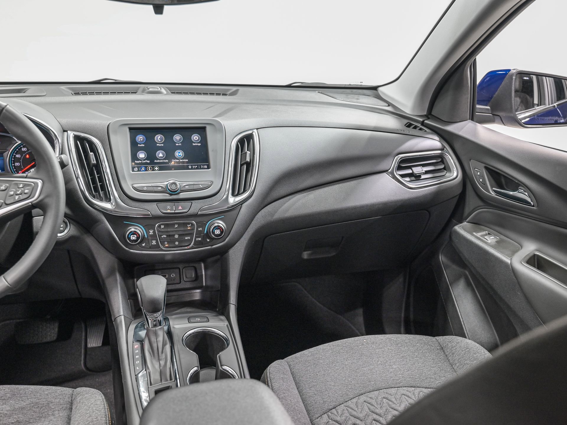 Used 2023 Chevrolet Equinox LT AWD/4WD image 29