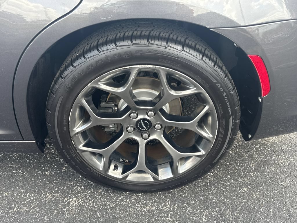 Certified 2013 Buick Regal Premium FWD image 7