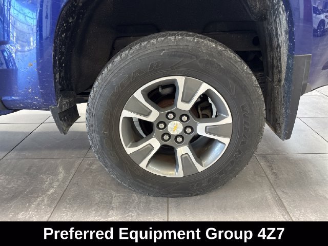 Used 2017 Chevrolet Colorado Z71 AWD/4WD image 4