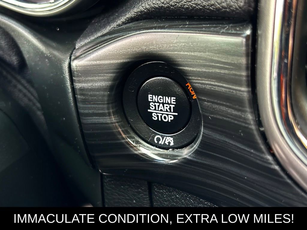 Used 2021 Jeep Grand Cherokee Laredo RWD image 23