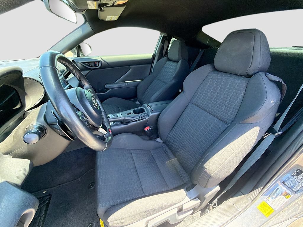 Used 2023 Toyota GR86 RWD image 19