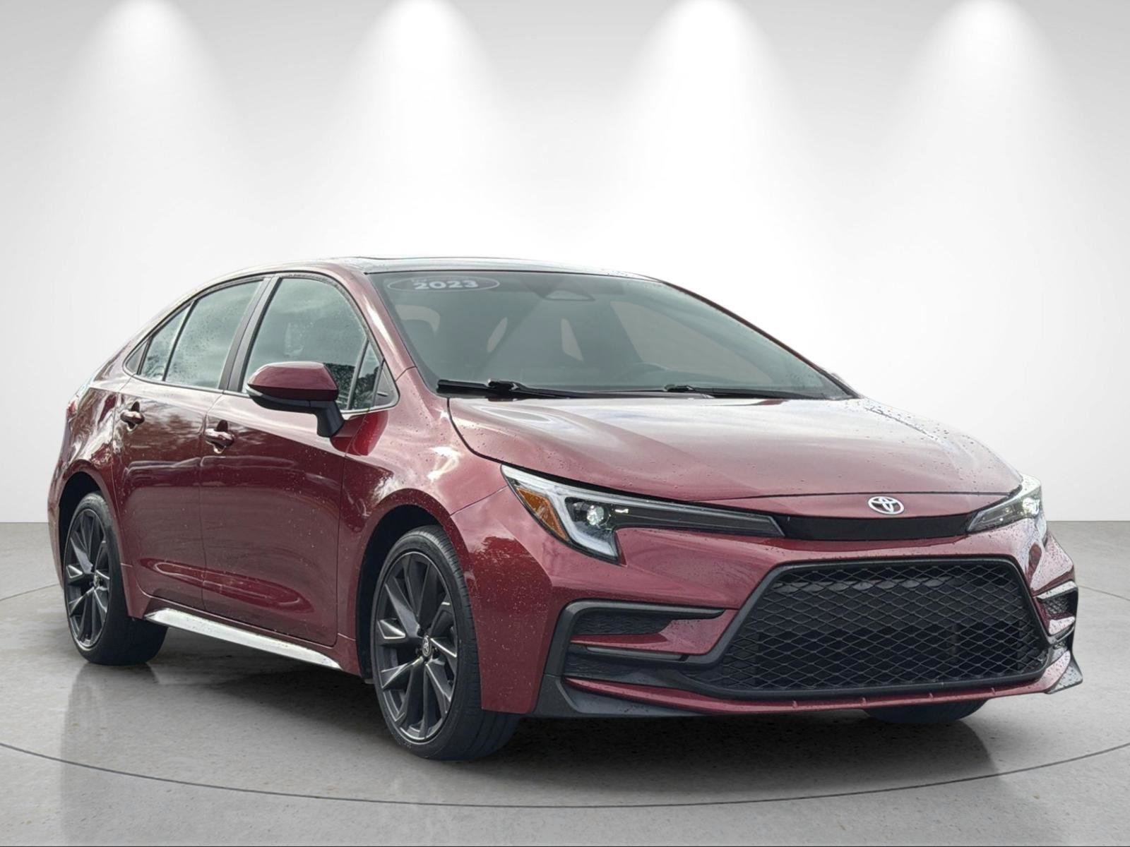 Used 2023 Toyota Corolla XSE FWD image 7