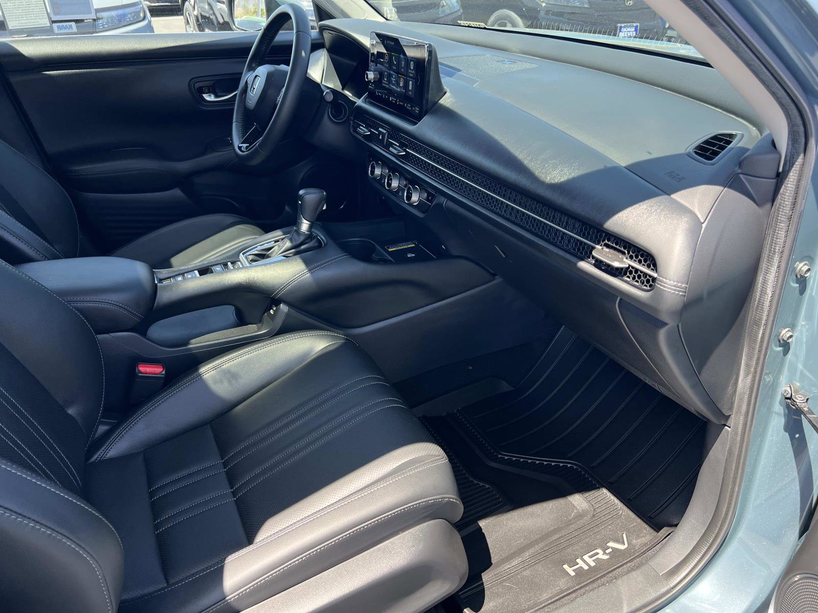 Certified 2024 Honda HR-V EX-L image 30