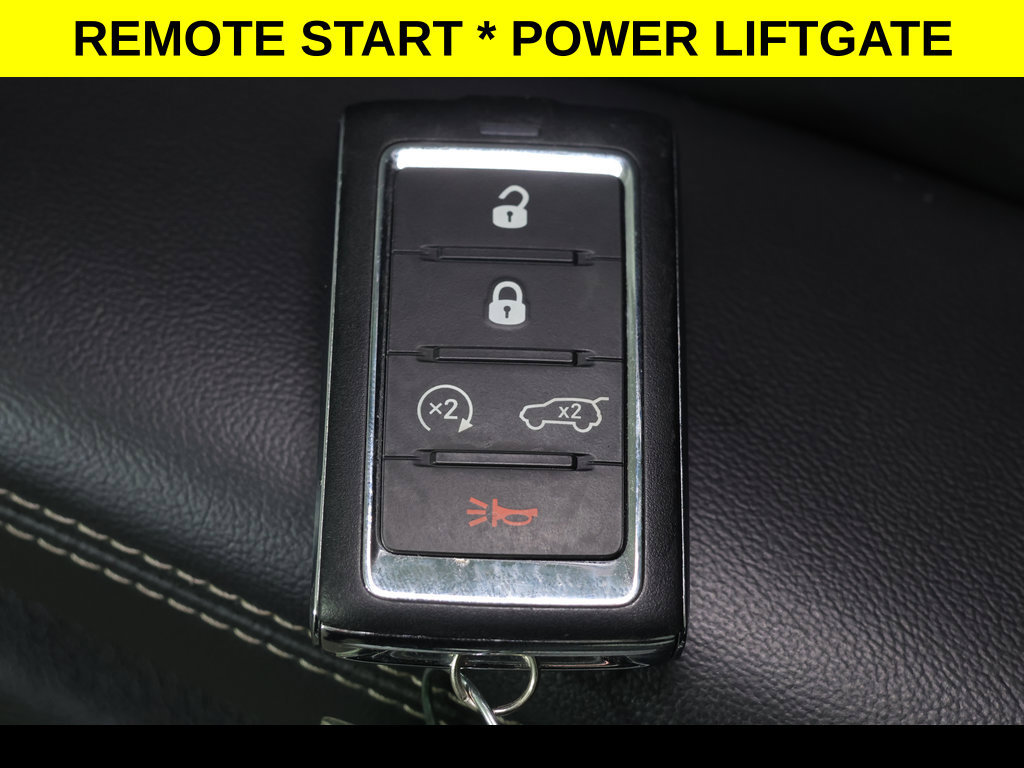 Used 2023 Jeep Grand Cherokee Altitude AWD/4WD image 11