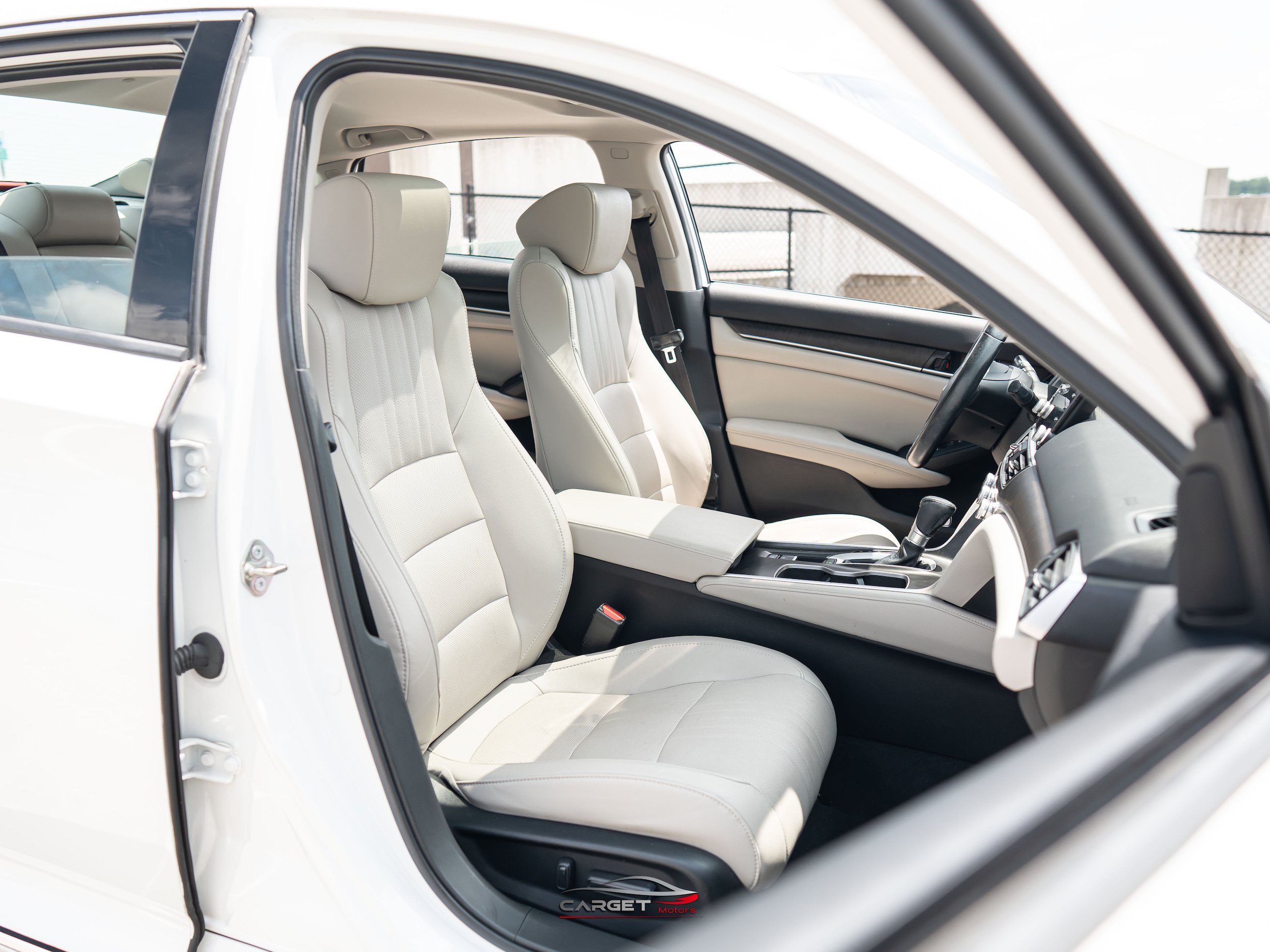 Used 2020 Honda Accord EX-L image 17