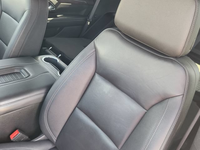 Used 2023 Chevrolet Tahoe Z71 w/ Luxury Package AWD/4WD image 24