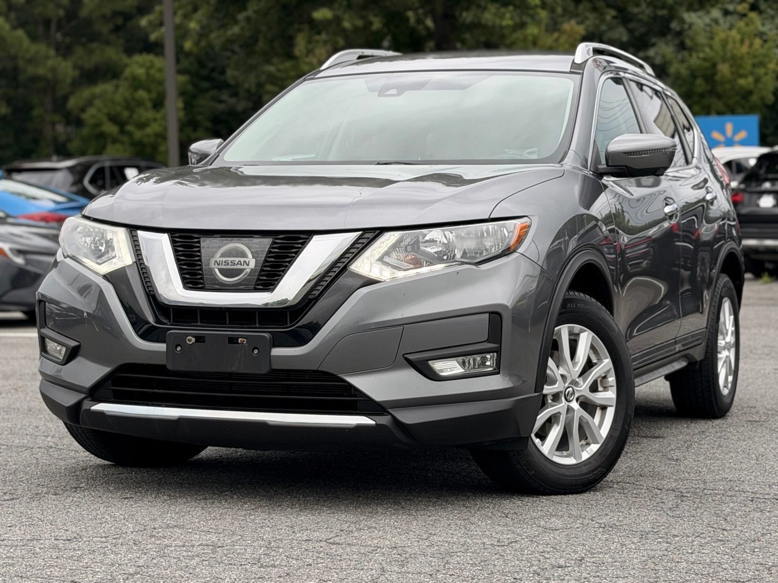 Used 2017 Nissan Rogue SL