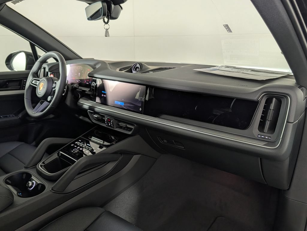 New 2026 Porsche Cayenne AWD/4WD image 19