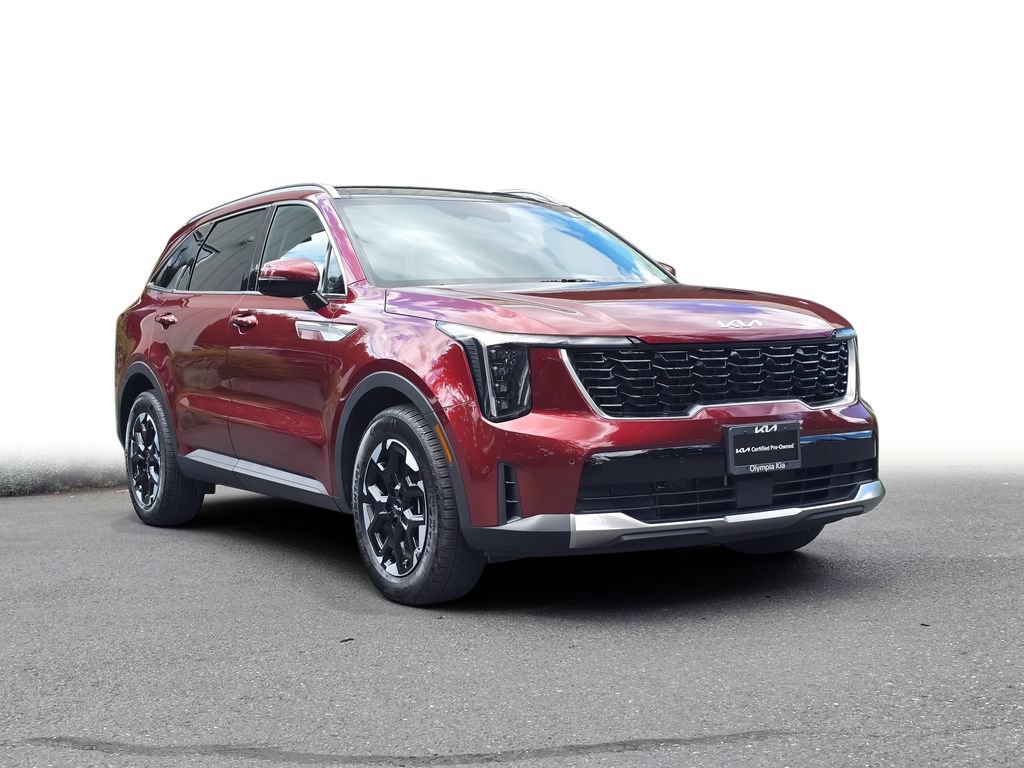 Certified 2025 Kia Sorento S w/ Panoramic Sunroof Package