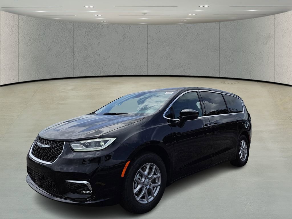 New 2025 Chrysler Pacifica Select