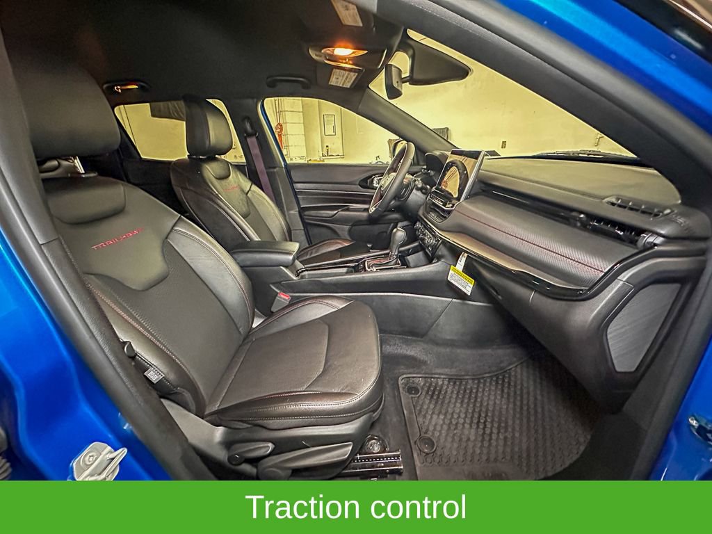 Certified 2024 Jeep Compass Trailhawk AWD/4WD image 7